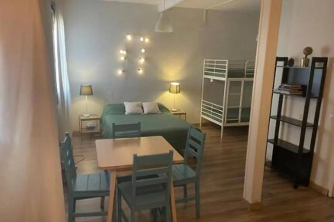 Alojamiento En El Centro De Toledo Apartment